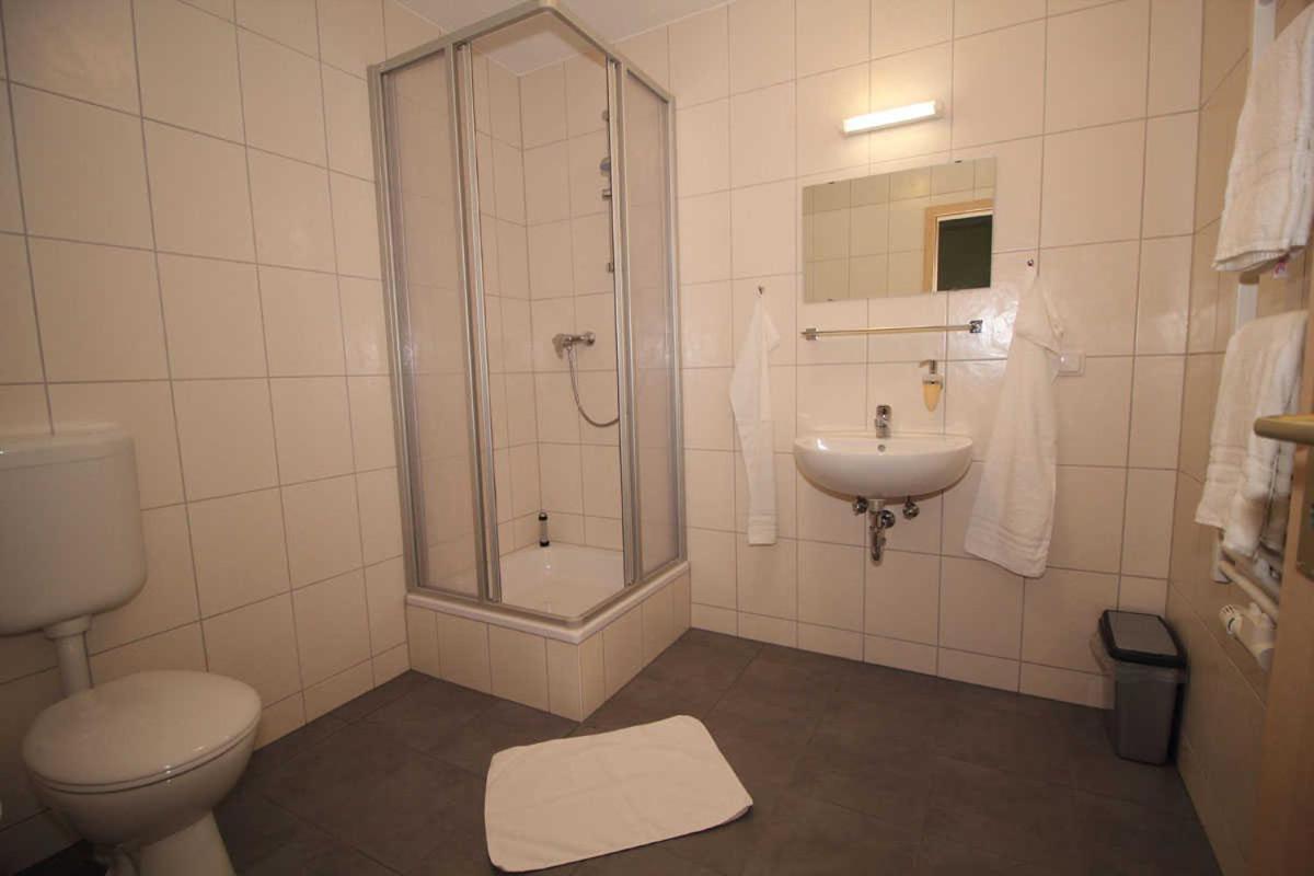 Kutterfisch Kajueten Direkt Im Stadthafen Apartment Sassnitz Ngoại thất bức ảnh