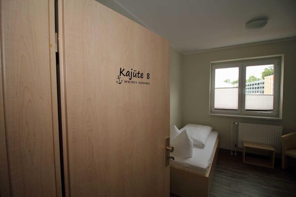 Kutterfisch Kajueten Direkt Im Stadthafen Apartment Sassnitz Ngoại thất bức ảnh