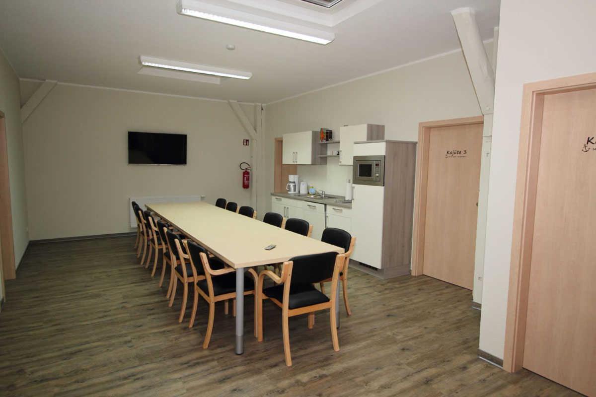 Kutterfisch Kajueten Direkt Im Stadthafen Apartment Sassnitz Ngoại thất bức ảnh